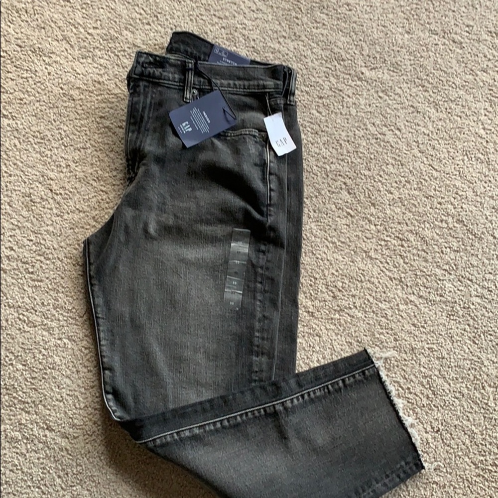 Gap High-Rise Girlfriend Jeans *NWT*